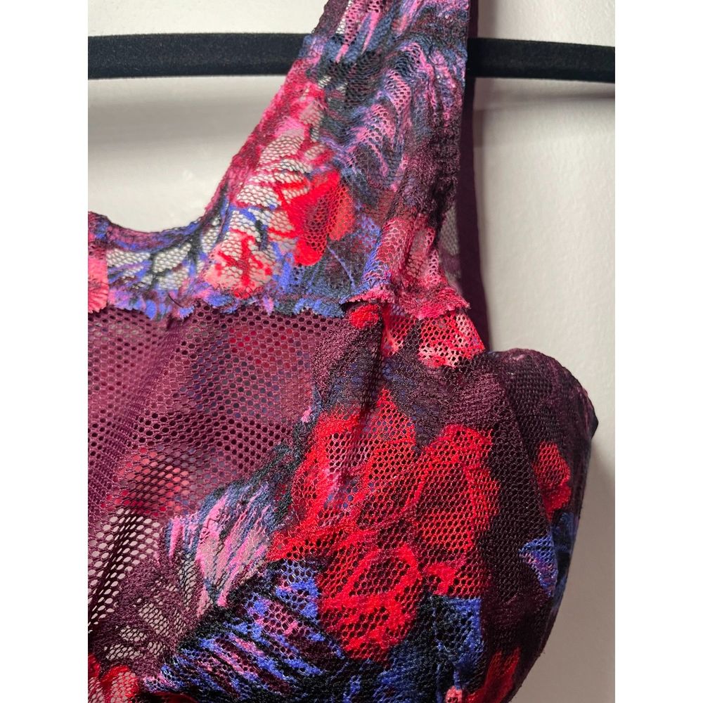 PINK Victoria’s Secret Very sexy floral‎ lace bralette size M/M Cami Lace - Picture 2 of 6